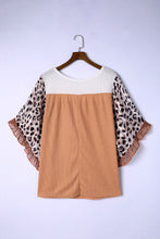 Load image into Gallery viewer, Plus Size Printed Color Block Ruffled Blouse
