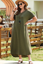 Load image into Gallery viewer, Plus Size V-Neck Short Sleeve Maxi Dress
